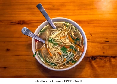 Veg. Thukpa